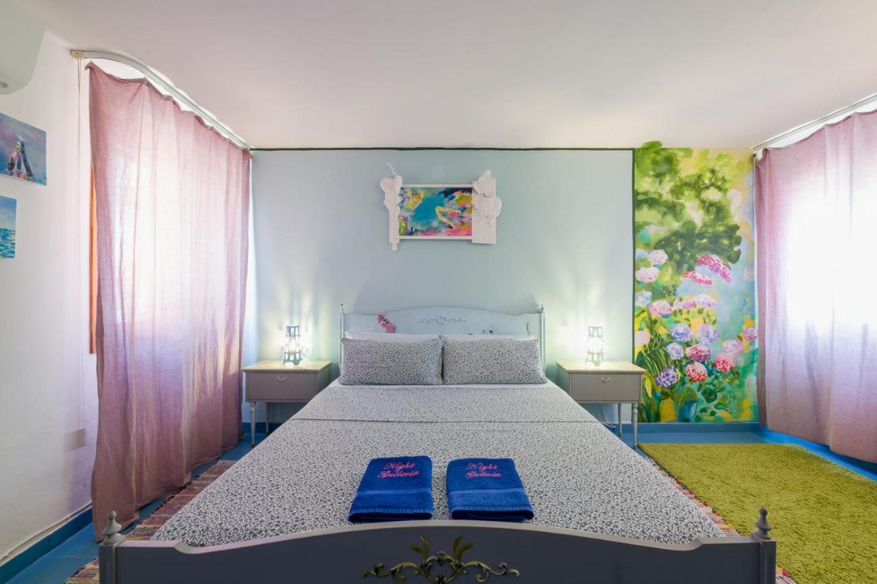 Night Galleria Holiday Home - Bed & Art In Burano - The Pink House 외부 사진