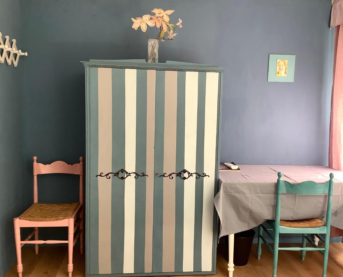 Night Galleria Holiday Home - Bed & Art In Burano - The Pink House 외부 사진
